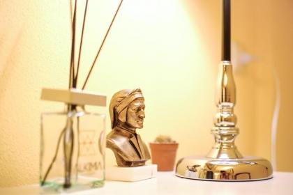 Fiorenza Boutique Apartment - image 5