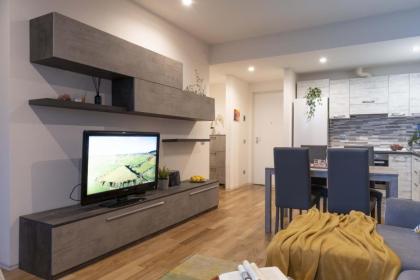 Italian Experience-Florence Suite Apartment - image 16