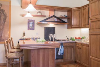 Italian Experience-Duomo Suite - image 9