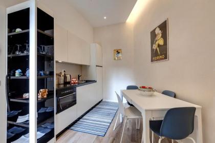 Central Berchet with Terrace and Private Entrance - image 11