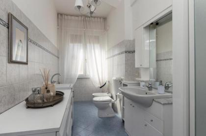 Lilly Apartment - image 15