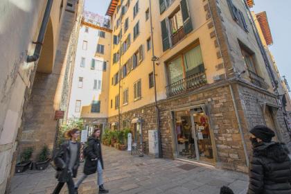 Apartments Florence Golden Tower with View - image 9