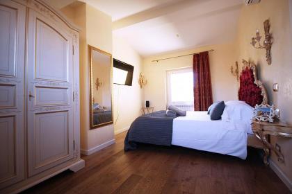 HomEdoApartments Deluxe Terme suite