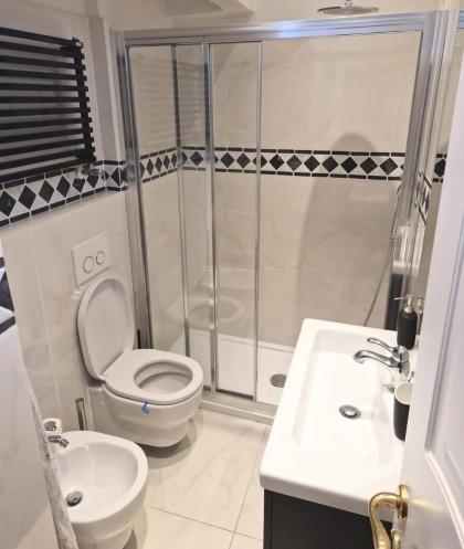 HomEdoApartments Deluxe Terme suite - image 21