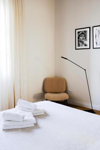 Windows on Dome Luxury Rooftop - image 24