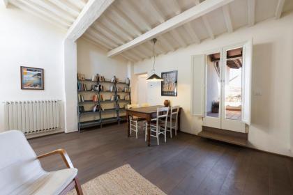 Campuccio Terrace - image 2