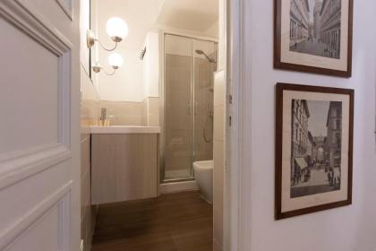 Palazzo Stiozzi-Ridolfi Luxury Apartment - image 24