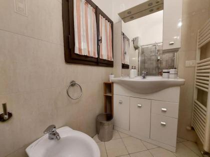 Laura Apartment in the heart of Florence - image 19