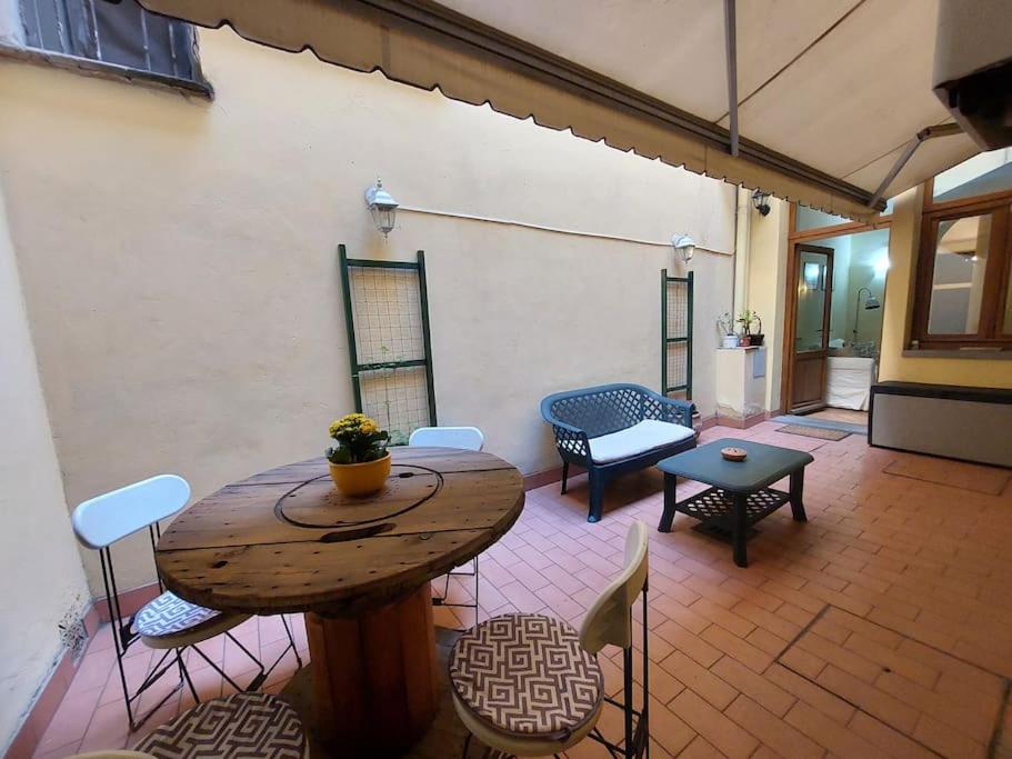 Laura Apartment in the heart of Florence - image 2