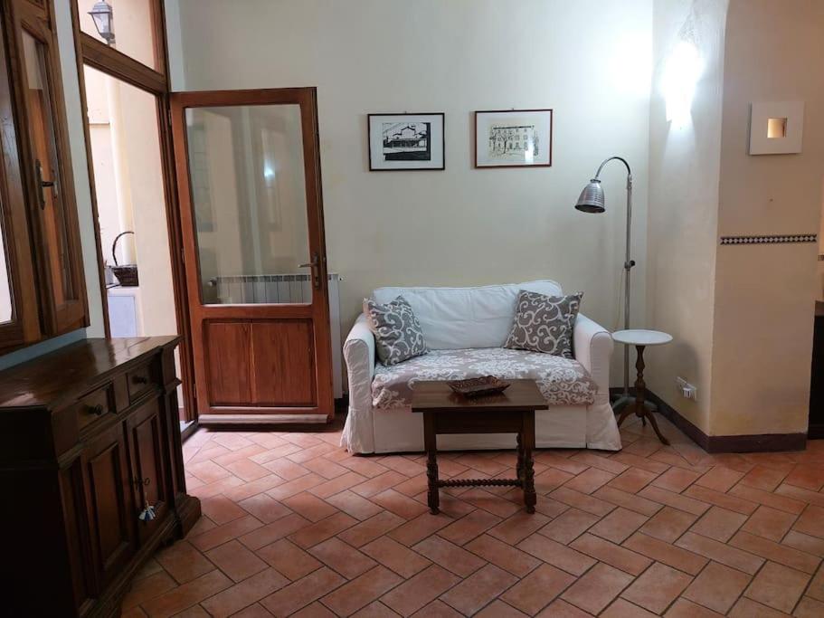 Laura Apartment in the heart of Florence - image 5