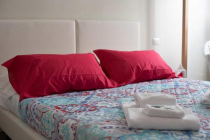 SANZANOBI Apartment - hosted by Sweetstay - image 13