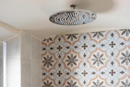 SANZANOBI Apartment - hosted by Sweetstay - image 23