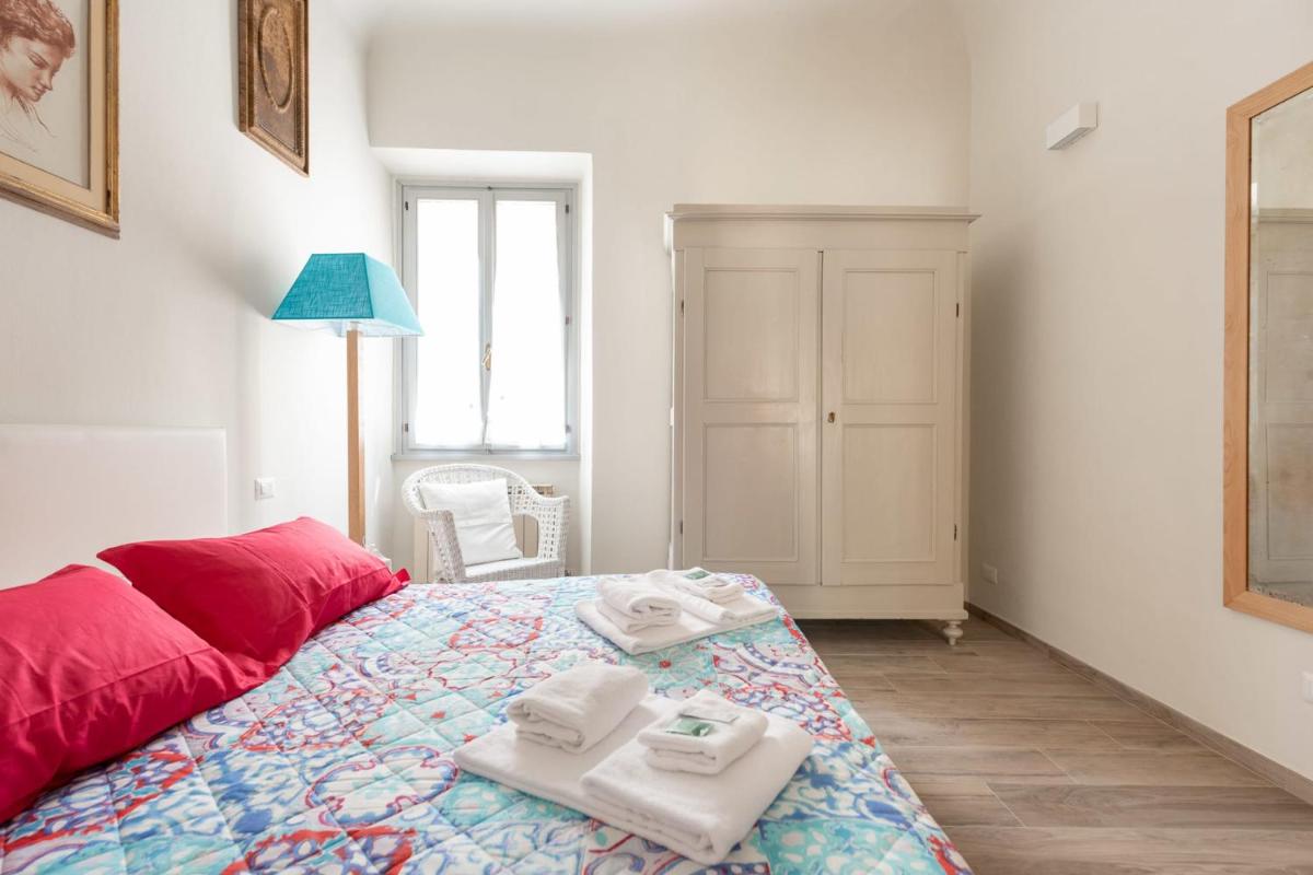 SANZANOBI Apartment - hosted by Sweetstay - image 5