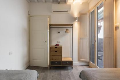 Apartments Florence- Oltrarno Garden - image 22