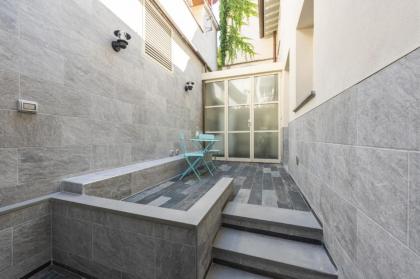 Apartments Florence- Oltrarno Garden - image 30