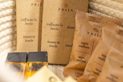 Laura Five Senses - image 22