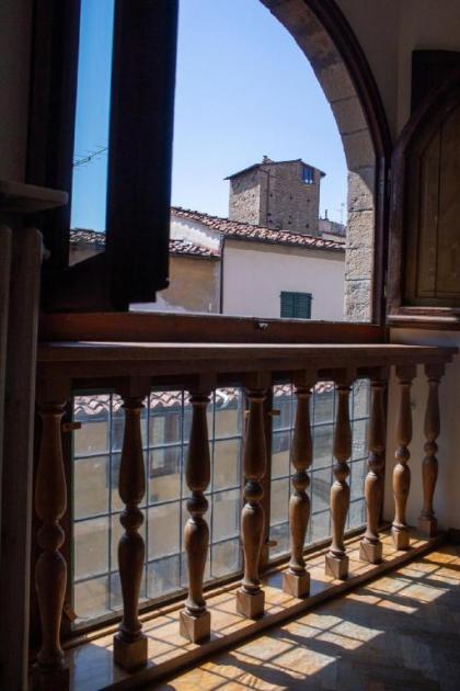 Private Room in the Heart of Florence 34 - image 3