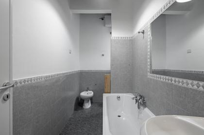 Ponte Vecchio Central Roomy Flat x7 - image 21