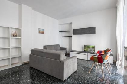 Ponte Vecchio Central Roomy Flat x7 - image 3