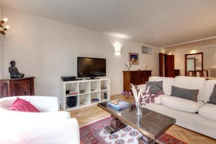 Mamo Florence - Alfani Deluxe Apartment - image 26