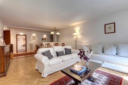Mamo Florence - Alfani Deluxe Apartment - image 4