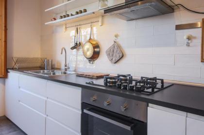 Apartments Florence- Giacomini 4 bedroom apartment - image 21