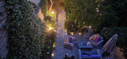 Monica appartamento con giardino al Ponte Vecchio - image 25