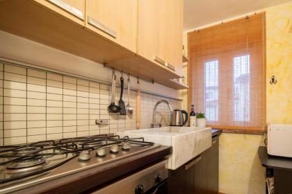 Santa Reparata Flat - image 6