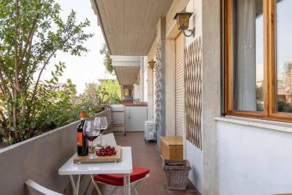 Italian Experience-Florence Suite Retreat - image 7