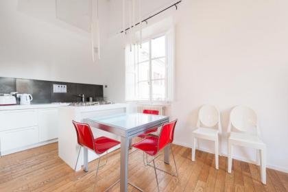 Duomo Loft - Hosted by Sweetstay - image 18
