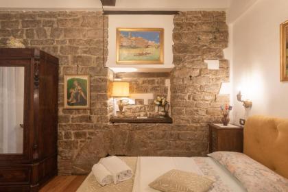 Boutique Ponte Vecchio - image 15