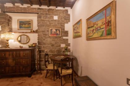 Boutique Ponte Vecchio - image 18