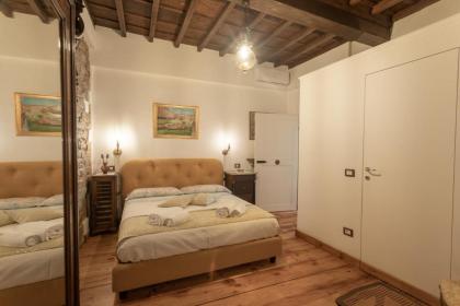 Boutique Ponte Vecchio - image 8