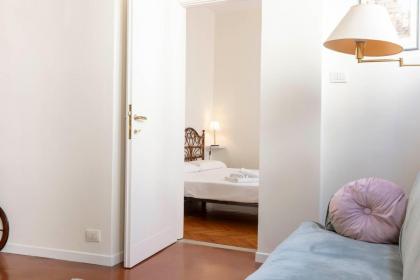 Pitti Deluxe Apartment - image 26