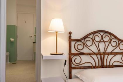 Pitti Deluxe Apartment - image 27