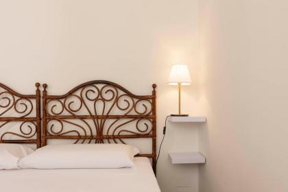 Pitti Deluxe Apartment - image 30