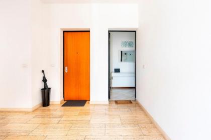 Gui Apartment - image 23