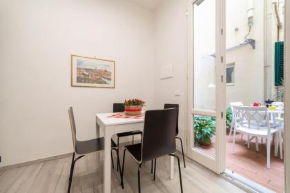 Casa Lorenzo with a quiet tiny patio - image 22