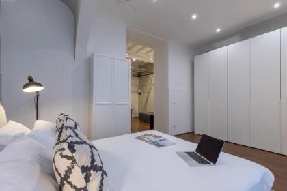 BOBOLI Suite-Hosted by Sweetstay - image 16