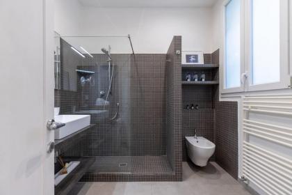 BOBOLI Suite-Hosted by Sweetstay - image 17