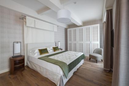 Palazzo Signoria luxury Apartments 1-Biancone - image 17