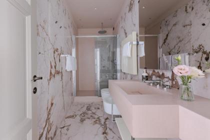 Palazzo Signoria luxury Apartments 1-Biancone - image 20
