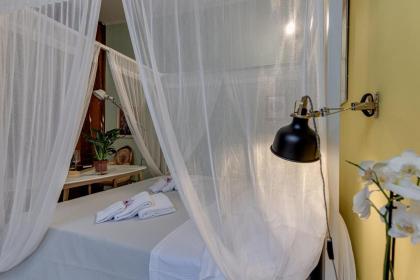 Romantic Suite Home - image 25