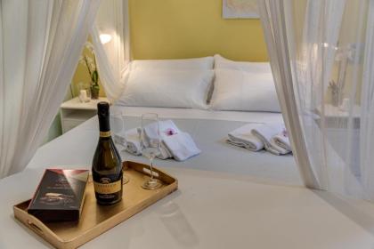 Romantic Suite Home - image 3