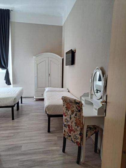 B&B LEONUM - image 22
