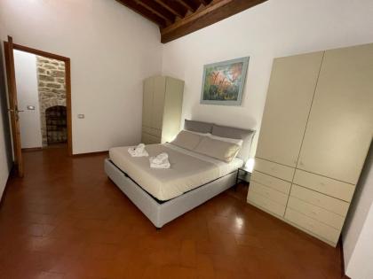 At the Boboli Garden Carola Loft - image 2