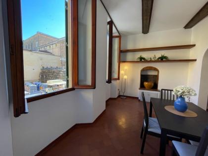 At the Boboli Garden Carola Loft - image 25