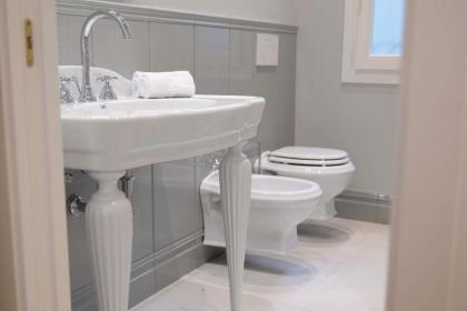 Genteel Home Giraldi - image 19