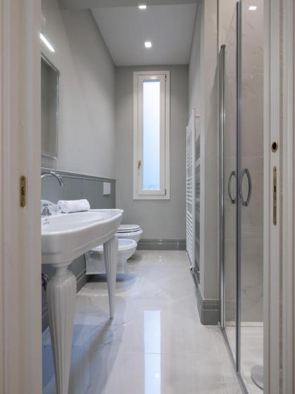 Genteel Home Giraldi - image 22