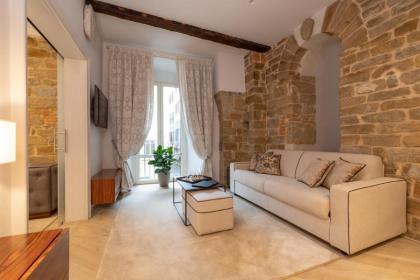 Donati Luxury Tower Suites - image 11